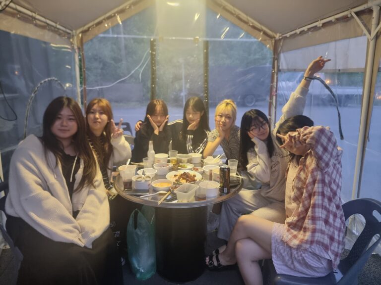 새내기 대학생 손님
